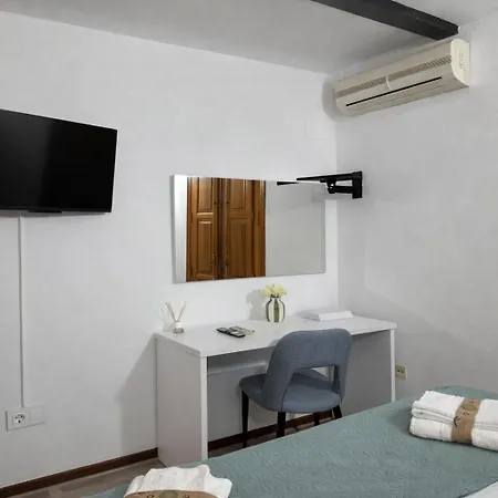 Kapselhotel Mini Peixcateria B